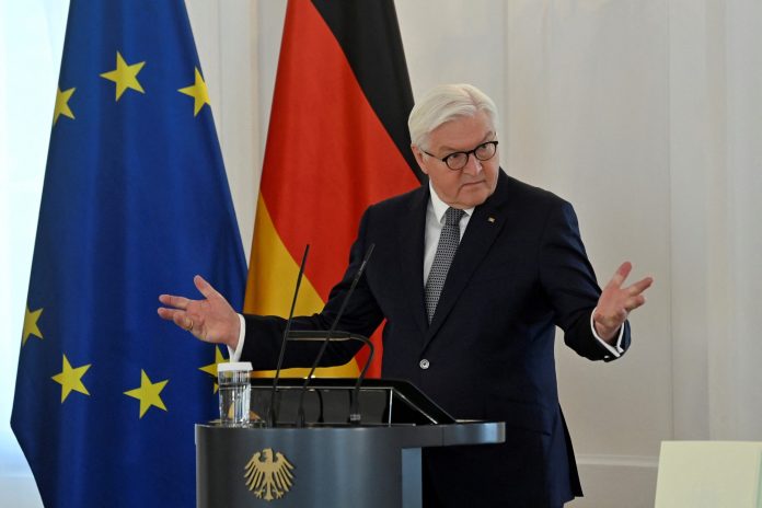 2022-11-28t124132z-271813954-rc2zux9ujmup-rtrmadp-3-germany-immigration-citizenship-scaled