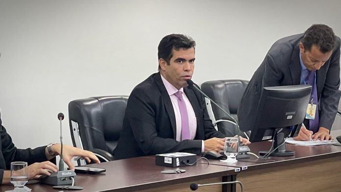 ricardo-ayres