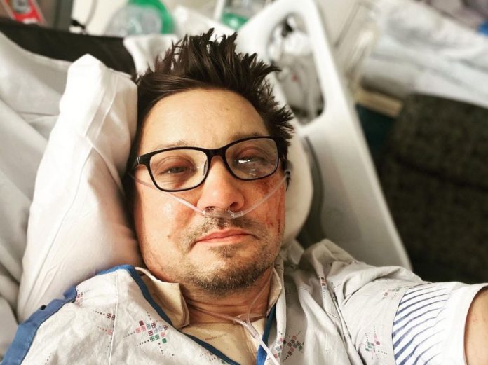 jeremy-renner-hospital