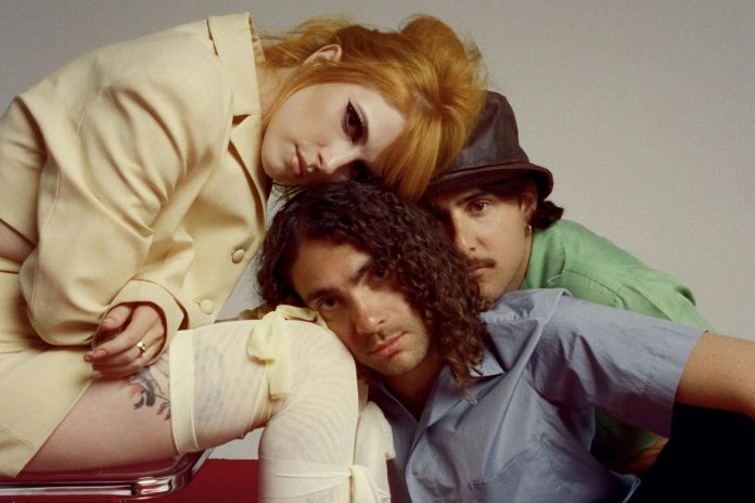paramore2