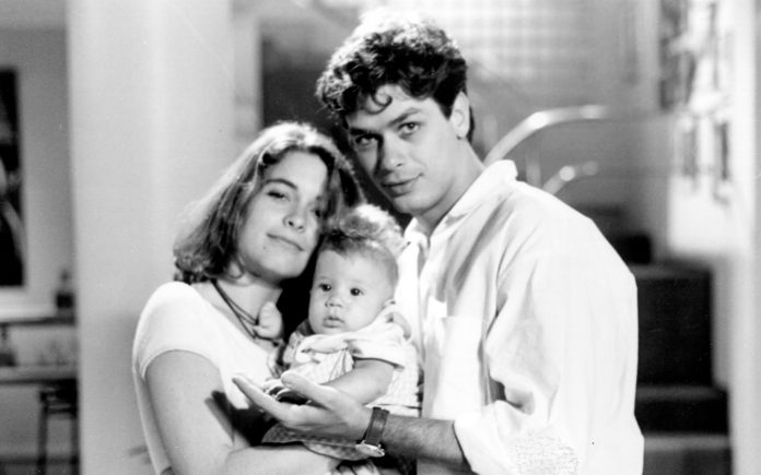 claudia-abreu-e-fabio-assuncao-em-patria-minha-1994.-jorge-baumann.globo_