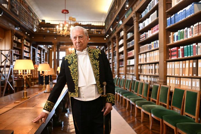 mario-vargas-llosa-afp-scaled